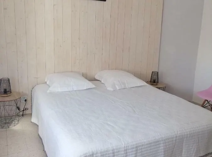 La Maison Canthez Wifi Feriehus *